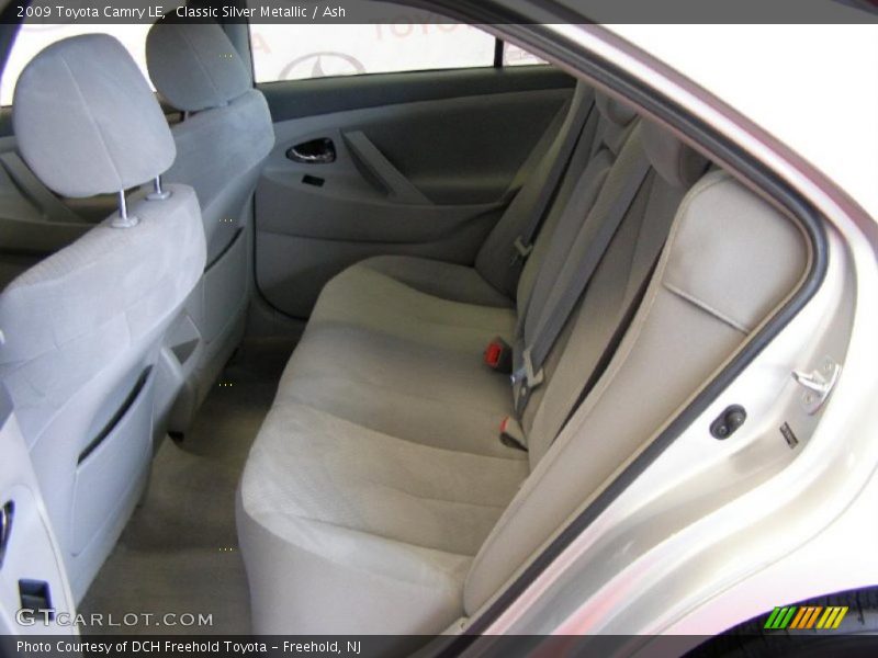 Classic Silver Metallic / Ash 2009 Toyota Camry LE