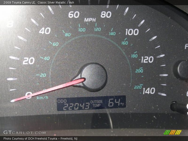 Classic Silver Metallic / Ash 2009 Toyota Camry LE