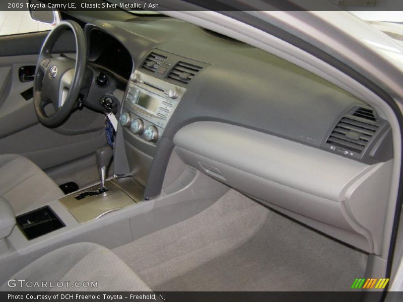 Classic Silver Metallic / Ash 2009 Toyota Camry LE