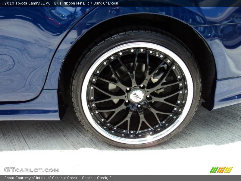 Blue Ribbon Metallic / Dark Charcoal 2010 Toyota Camry SE V6