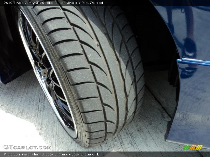 Blue Ribbon Metallic / Dark Charcoal 2010 Toyota Camry SE V6