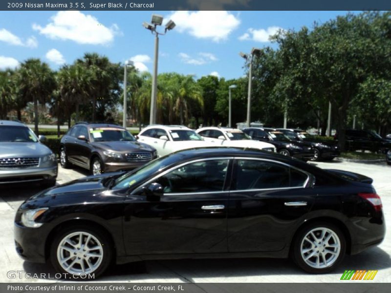 Super Black / Charcoal 2009 Nissan Maxima 3.5 S