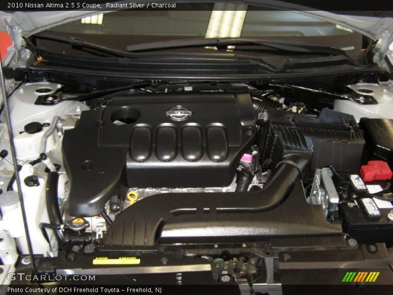 Radiant Silver / Charcoal 2010 Nissan Altima 2.5 S Coupe