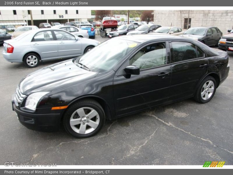 Black / Medium Light Stone 2006 Ford Fusion SE