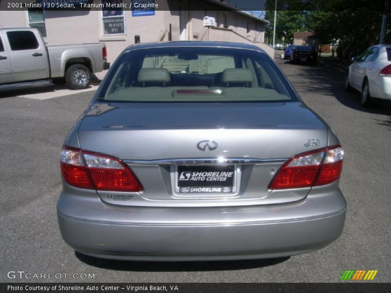 Titanium Metallic / Graphite 2001 Infiniti I 30 Sedan
