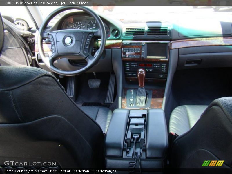 Jet Black / Black 2000 BMW 7 Series 740i Sedan