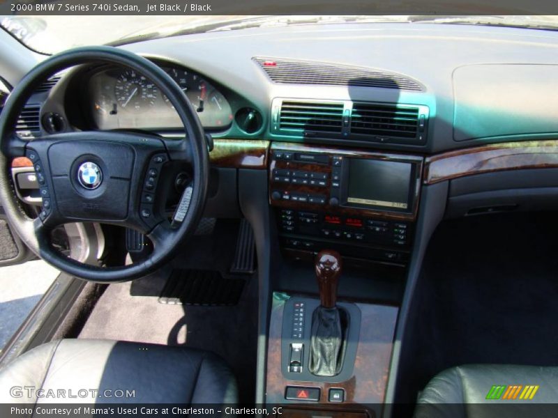 Jet Black / Black 2000 BMW 7 Series 740i Sedan