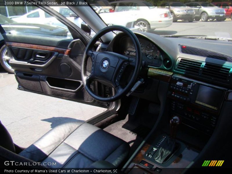 Jet Black / Black 2000 BMW 7 Series 740i Sedan