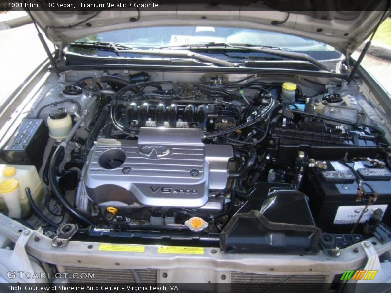 Titanium Metallic / Graphite 2001 Infiniti I 30 Sedan