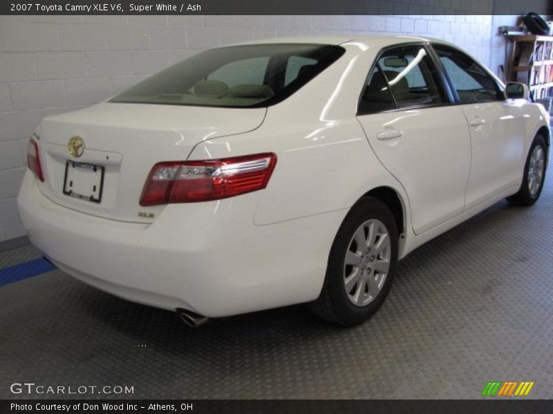 Super White / Ash 2007 Toyota Camry XLE V6