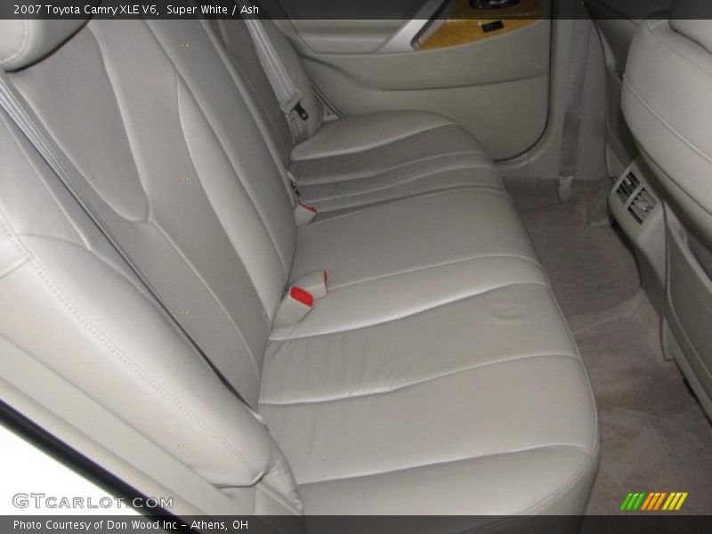 Super White / Ash 2007 Toyota Camry XLE V6