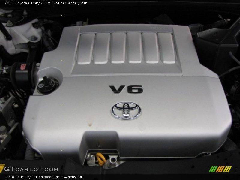 Super White / Ash 2007 Toyota Camry XLE V6