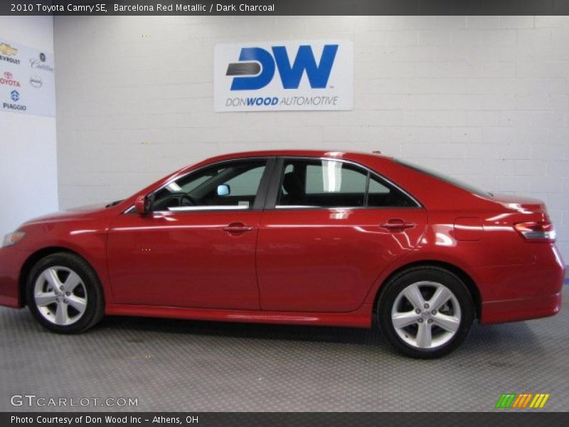 Barcelona Red Metallic / Dark Charcoal 2010 Toyota Camry SE