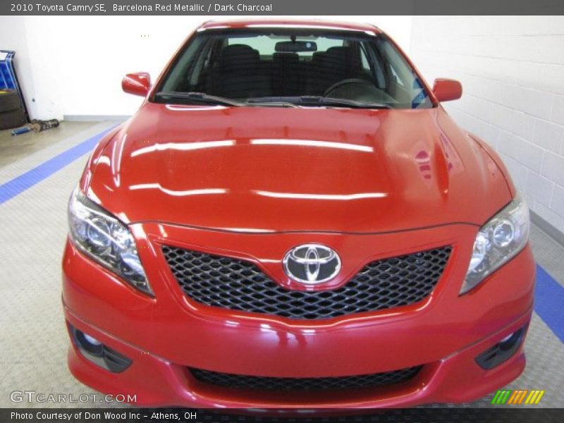 Barcelona Red Metallic / Dark Charcoal 2010 Toyota Camry SE