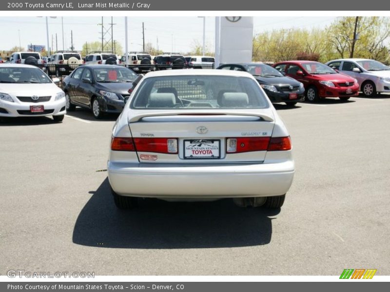 Lunar Mist Metallic / Gray 2000 Toyota Camry LE
