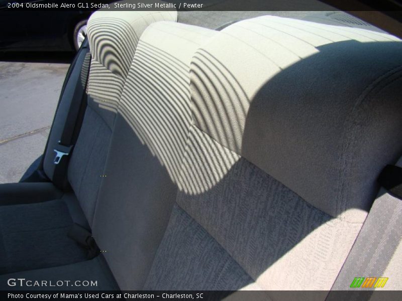 Sterling Silver Metallic / Pewter 2004 Oldsmobile Alero GL1 Sedan