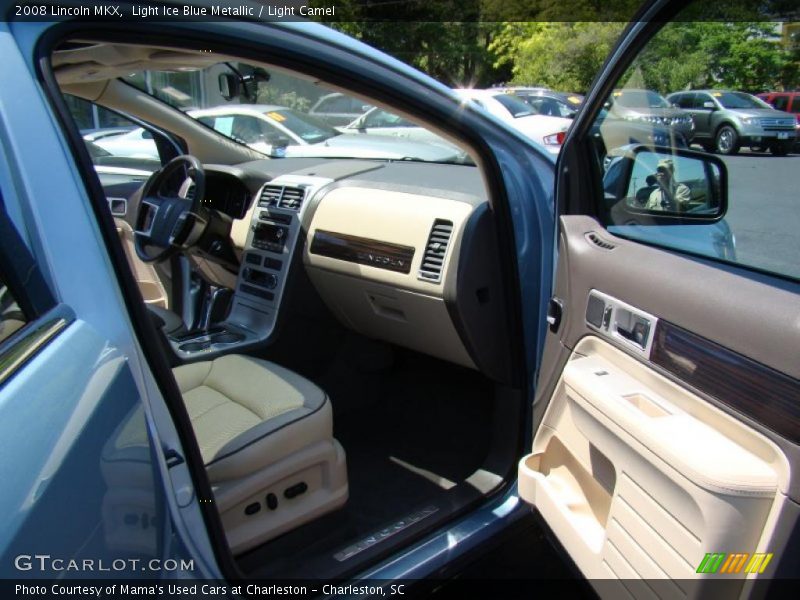 Light Ice Blue Metallic / Light Camel 2008 Lincoln MKX