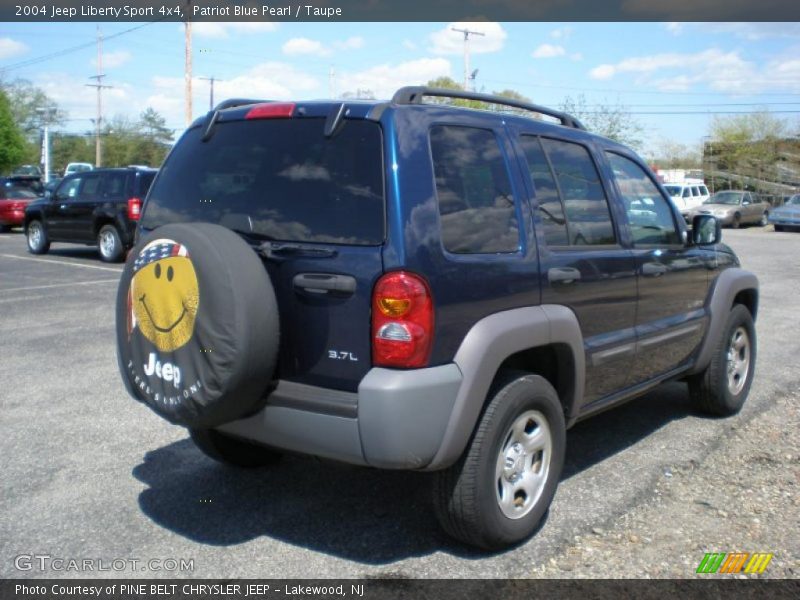 Patriot Blue Pearl / Taupe 2004 Jeep Liberty Sport 4x4