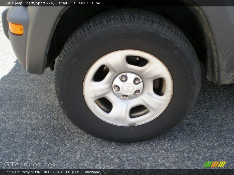Patriot Blue Pearl / Taupe 2004 Jeep Liberty Sport 4x4