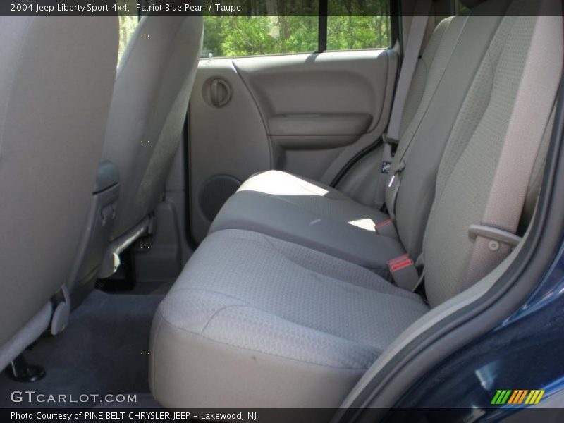 Patriot Blue Pearl / Taupe 2004 Jeep Liberty Sport 4x4