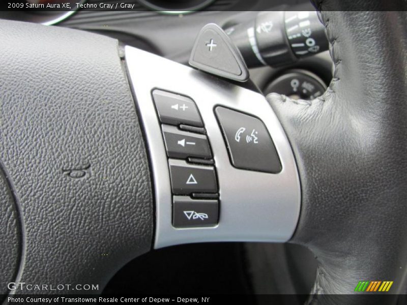 Techno Gray / Gray 2009 Saturn Aura XE
