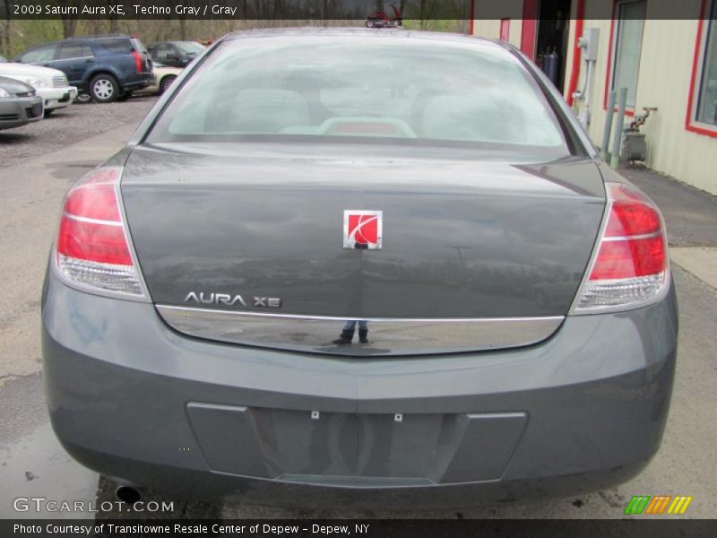 Techno Gray / Gray 2009 Saturn Aura XE