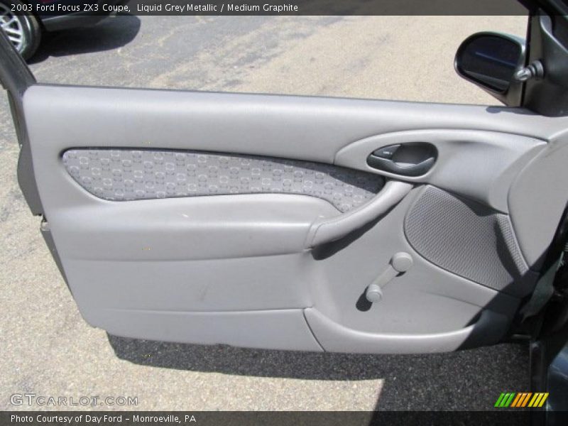 Liquid Grey Metallic / Medium Graphite 2003 Ford Focus ZX3 Coupe
