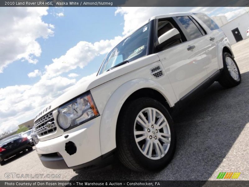 Alaska White / Almond/Nutmeg 2010 Land Rover LR4 HSE