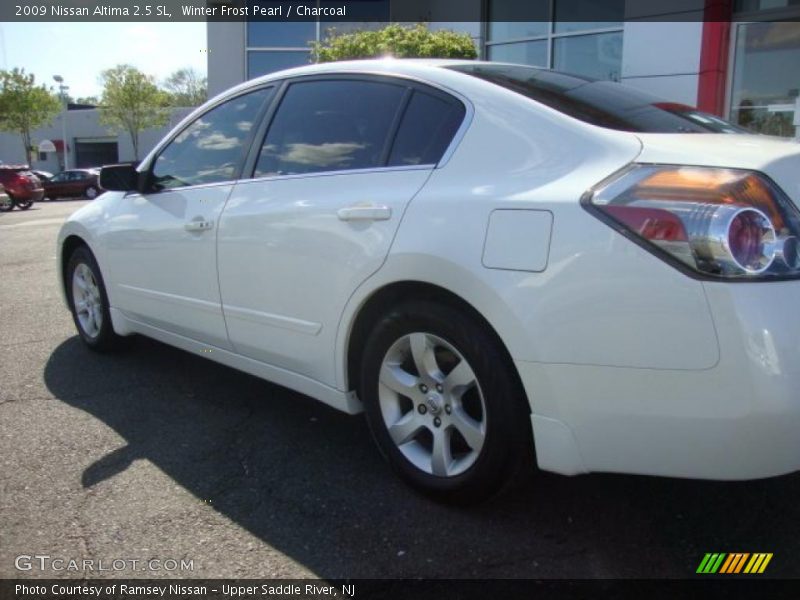 Winter Frost Pearl / Charcoal 2009 Nissan Altima 2.5 SL