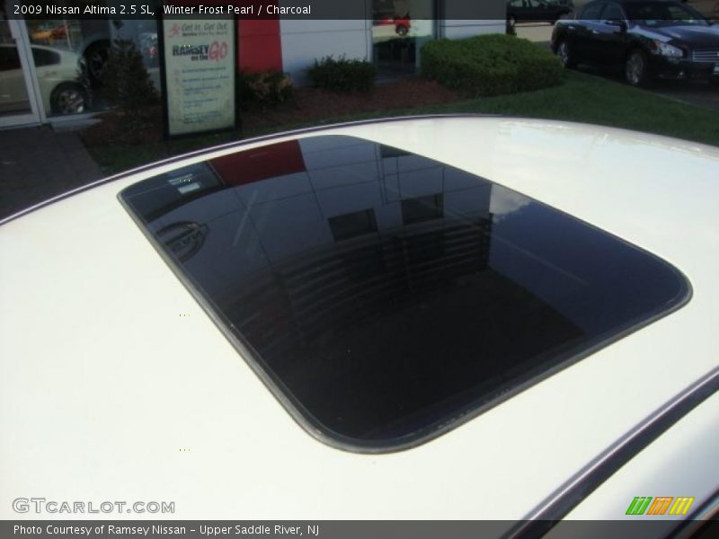 Winter Frost Pearl / Charcoal 2009 Nissan Altima 2.5 SL