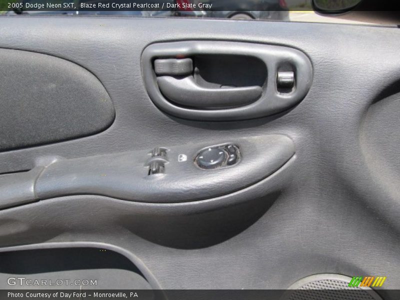 Blaze Red Crystal Pearlcoat / Dark Slate Gray 2005 Dodge Neon SXT