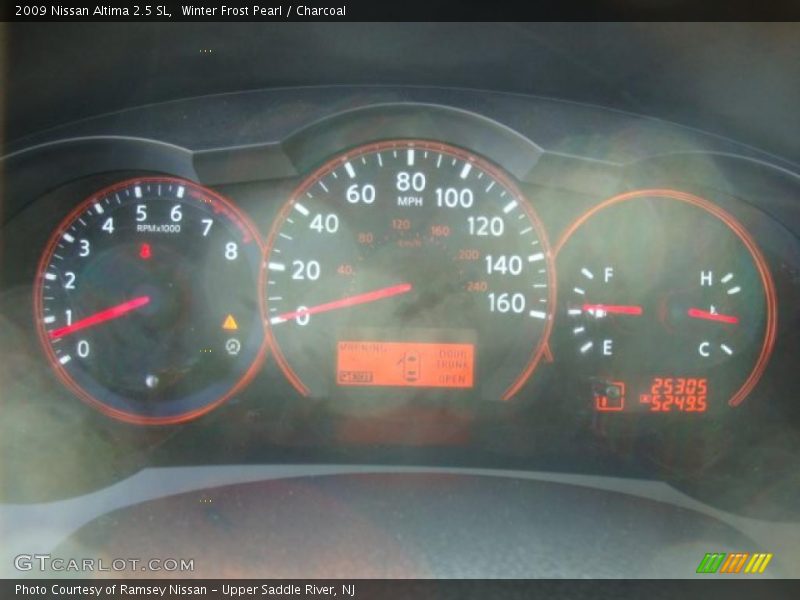 Winter Frost Pearl / Charcoal 2009 Nissan Altima 2.5 SL