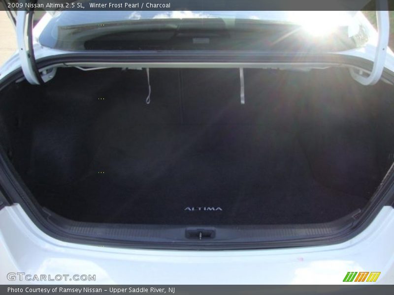 Winter Frost Pearl / Charcoal 2009 Nissan Altima 2.5 SL