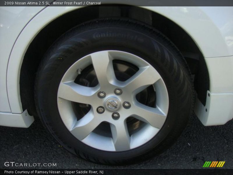 Winter Frost Pearl / Charcoal 2009 Nissan Altima 2.5 SL