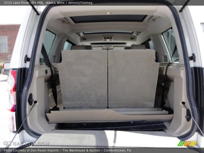 Alaska White / Almond/Nutmeg 2010 Land Rover LR4 HSE
