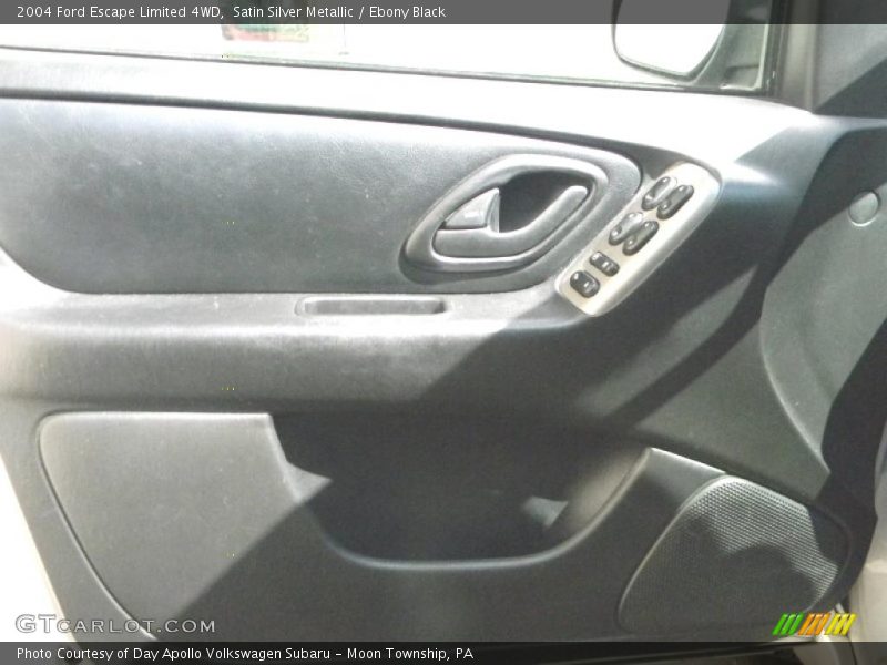 Satin Silver Metallic / Ebony Black 2004 Ford Escape Limited 4WD