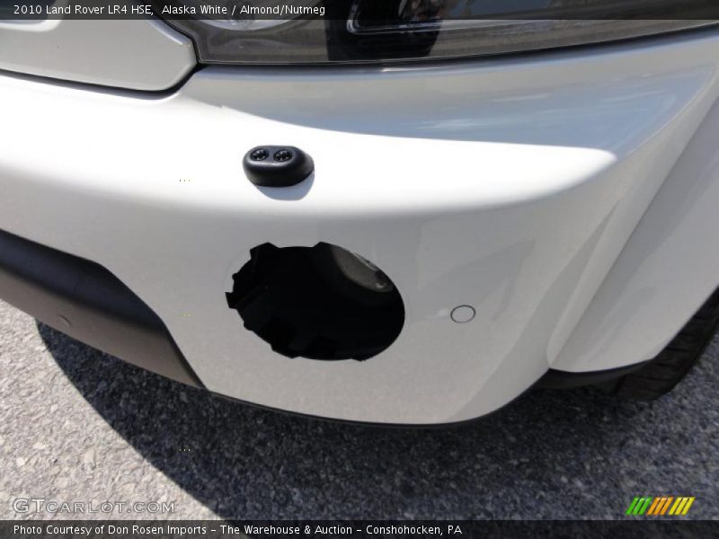 Alaska White / Almond/Nutmeg 2010 Land Rover LR4 HSE