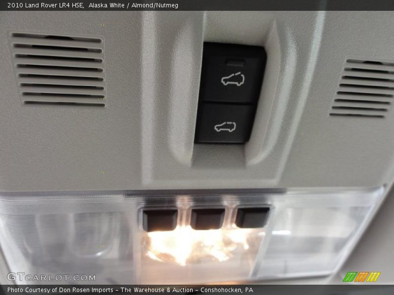 Alaska White / Almond/Nutmeg 2010 Land Rover LR4 HSE