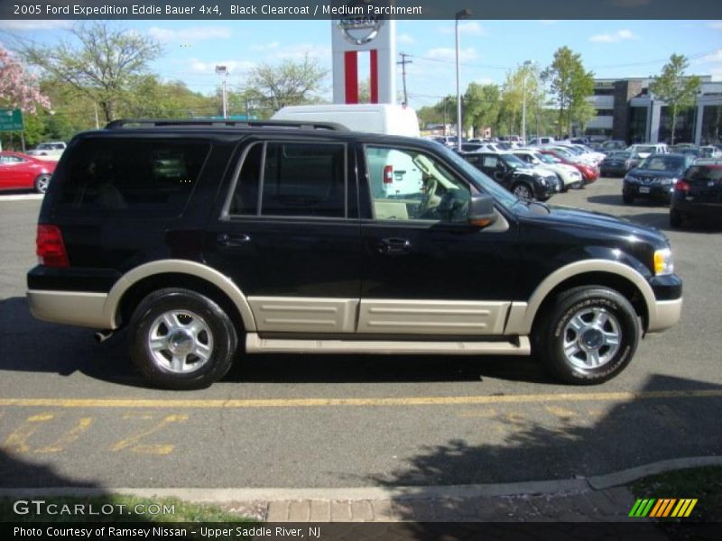 Black Clearcoat / Medium Parchment 2005 Ford Expedition Eddie Bauer 4x4