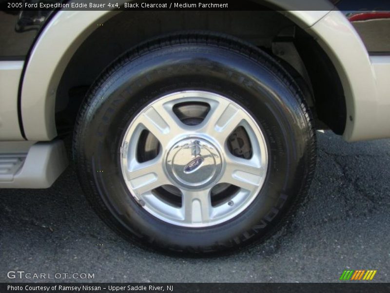 Black Clearcoat / Medium Parchment 2005 Ford Expedition Eddie Bauer 4x4