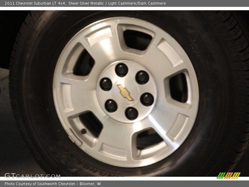 Sheer Silver Metallic / Light Cashmere/Dark Cashmere 2011 Chevrolet Suburban LT 4x4