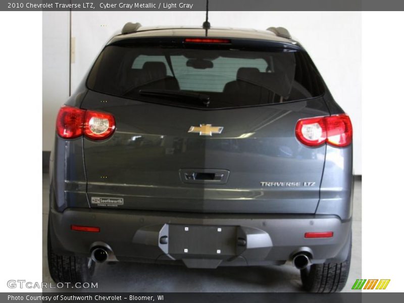 Cyber Gray Metallic / Light Gray 2010 Chevrolet Traverse LTZ