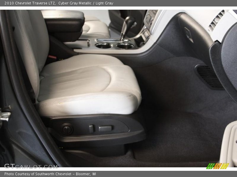 Cyber Gray Metallic / Light Gray 2010 Chevrolet Traverse LTZ