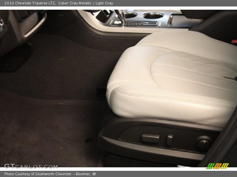 Cyber Gray Metallic / Light Gray 2010 Chevrolet Traverse LTZ