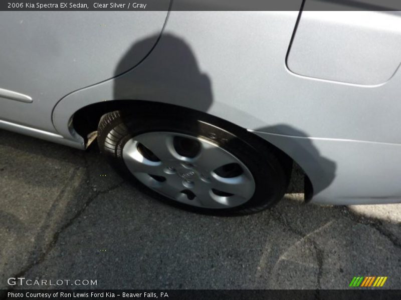 Clear Silver / Gray 2006 Kia Spectra EX Sedan