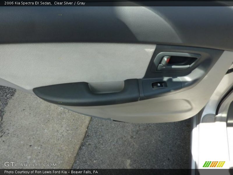 Clear Silver / Gray 2006 Kia Spectra EX Sedan