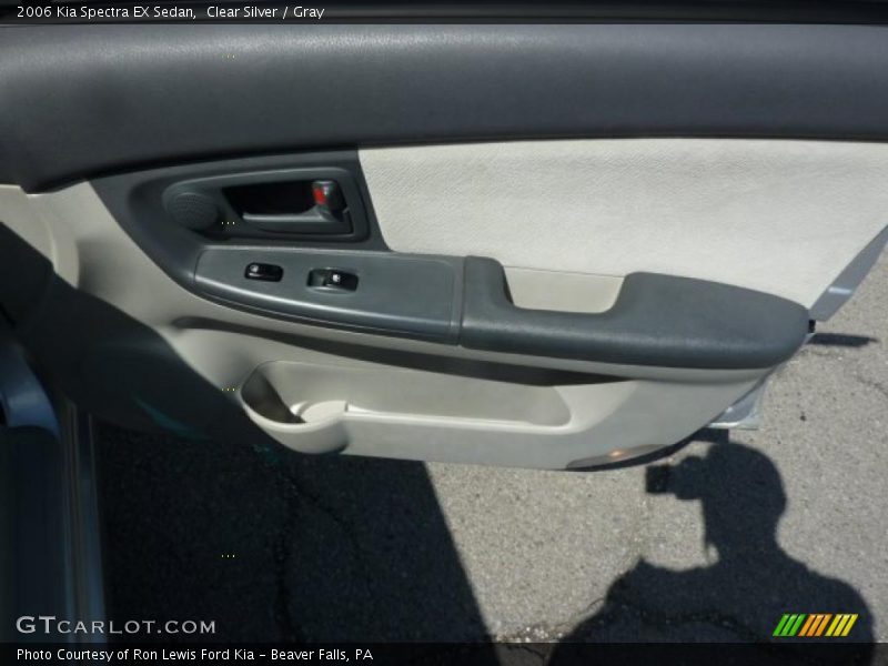 Clear Silver / Gray 2006 Kia Spectra EX Sedan