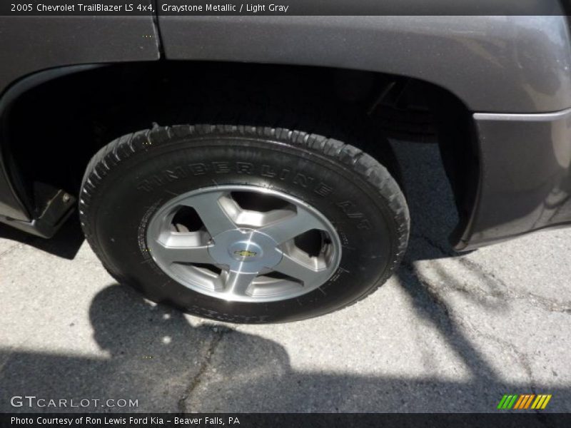 Graystone Metallic / Light Gray 2005 Chevrolet TrailBlazer LS 4x4