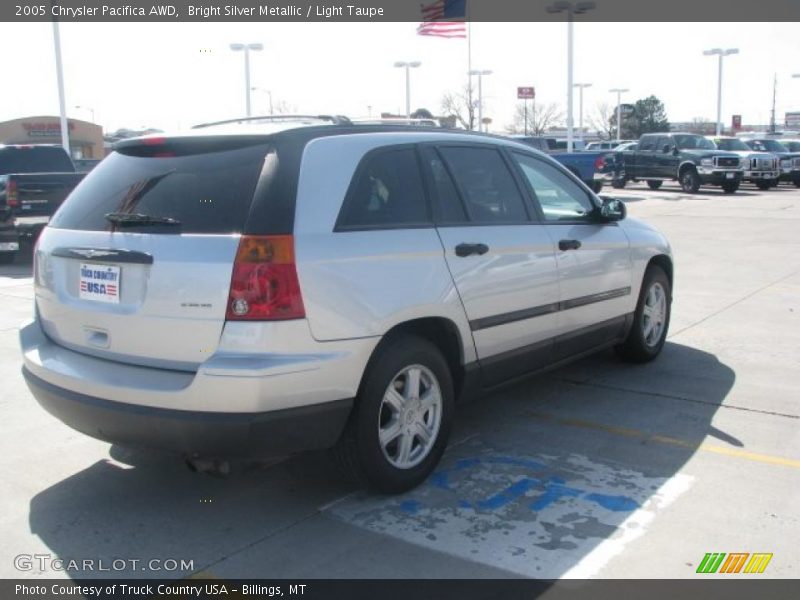 Bright Silver Metallic / Light Taupe 2005 Chrysler Pacifica AWD