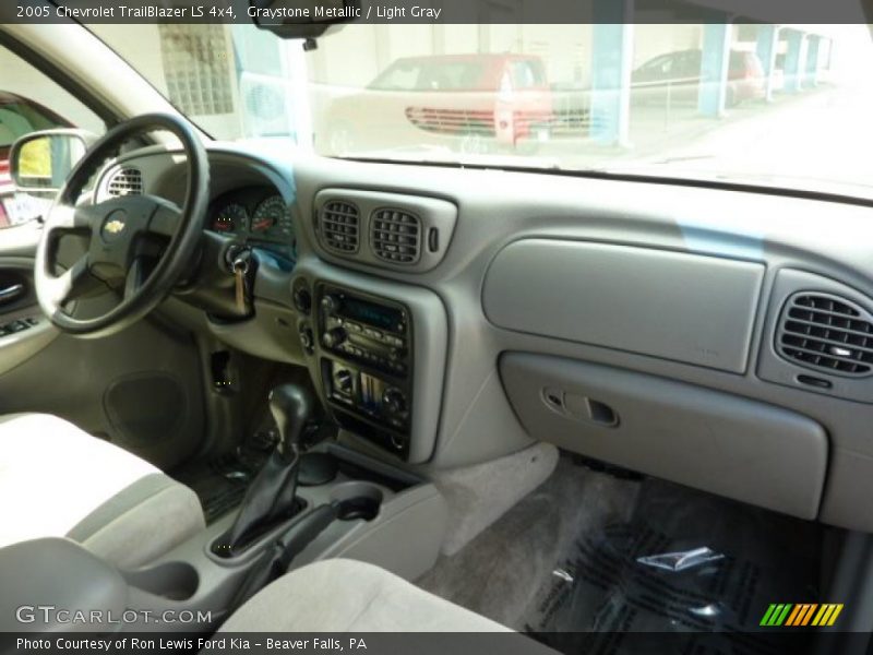 Graystone Metallic / Light Gray 2005 Chevrolet TrailBlazer LS 4x4